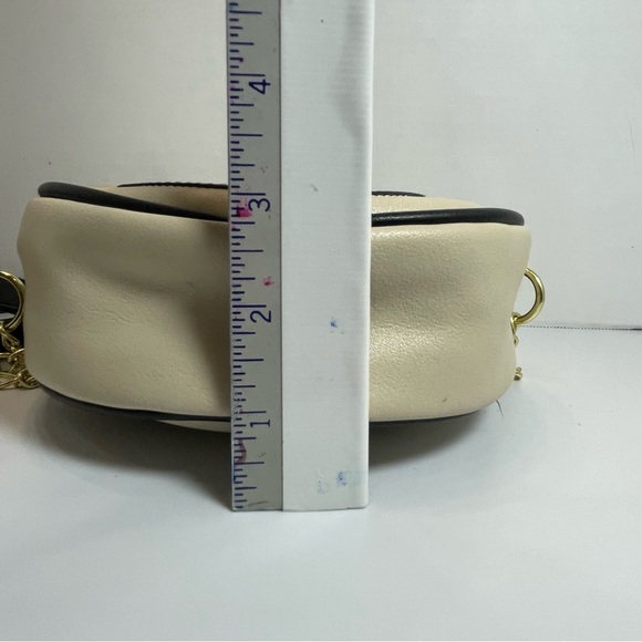 OLIVIA MILLER ROUND SHAPED CAT THEME PURSE GOLD CHAIN & BLACK STRAP crossbody - Picture 9 of 11